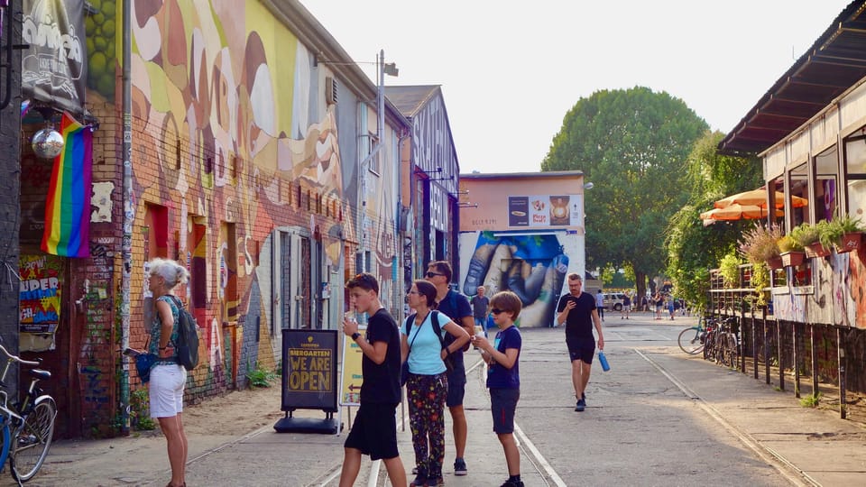 Berlin: Vegan Food & Cultural Walking Tour in Friedrichshain - Should you book? My call
