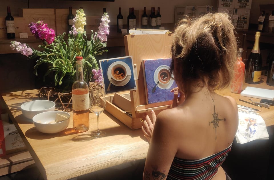 Berlin: Wine on Canvas - Paint Workshop and Wine Tasting - The 7 pm flow: painting time with no art background