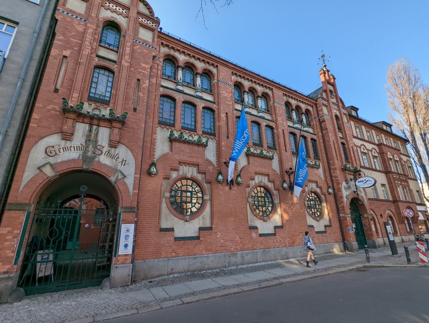 Charlottenburg: 2-Hour City Walking Tour - Klausener Kiez corners: cafés, thrift shops, and real neighborhood flow