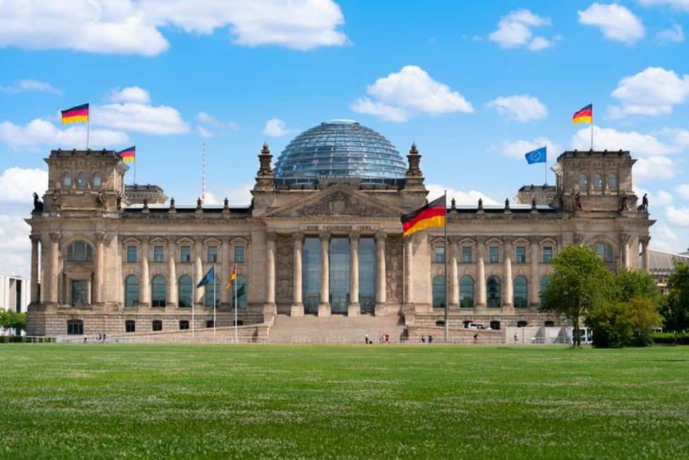 CitySightseeing Berlin HOHO Bus- All Lines (A+B) & Boat Tour - The 1-hour Spree boat tour: when it leaves and where to board