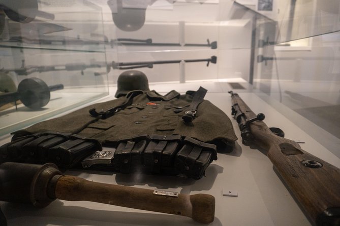 Clash of Titans: Battle for Seelow Heights WW2 tour - Jahnsfelde’s field hospital site and the artillery last stand