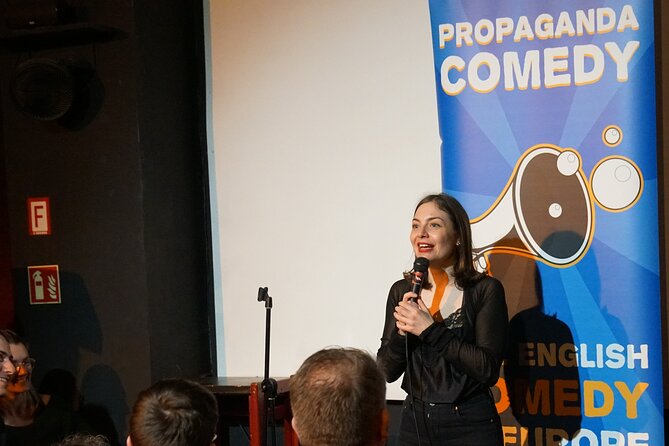 Culture Shock Comedy - Expats in Berlin - Z-Bar seating and timing: how to get a good view