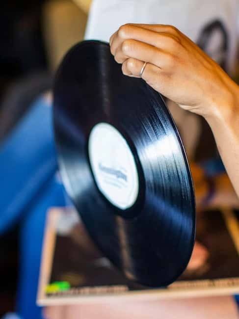 DJ for a Day: Learn to Mix Like a Pro in Berlin - What small-group instruction feels like in practice