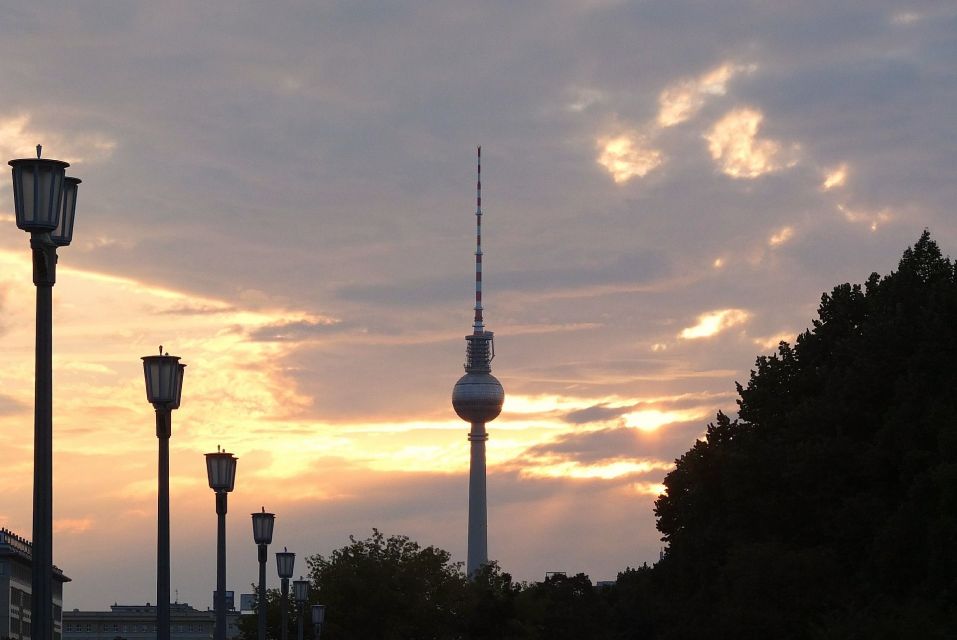 East Berlin: City of Shadows Walking Tour - Who This Tour Suits Best