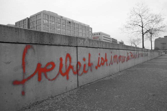East Berlin: City of Shadows Walking Tour - Stop 5: Memorial of the Berlin Wall and the Death Strip Stories