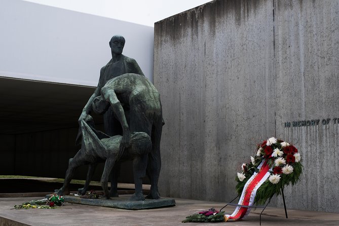 From Berlin to Sachsenhausen Camp: Private Tour by Car or Train - Getting context at Topography of Terror