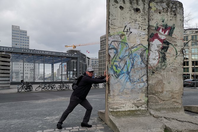 Group Walking Tour (1 - 20 people): 3 Hours the Wall, Third Reich, WW2, Cold War - No headsets on the street: why that can be a plus or a problem