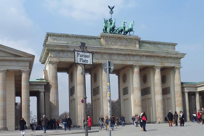 Half-Day Guided Bike Tour of Central Berlin's Highlights - Reichstag Stop: City Power, Clear Views, and a Quick Reset