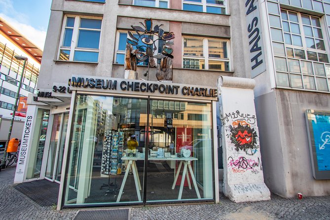 Historic Berlin: Exclusive Private Tour with a Local - From Pariser Platz to Nikolaiviertel: How the Tour Feels