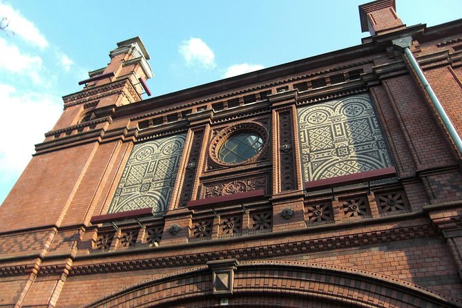 In Search of Jewish Berlin Walking Tour - Meet your guide: scholar storytelling and real question time