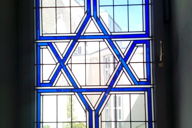 Jewish Berlin: Walking tour The Old Jewish Quarter (private 3 Hours tour) - Stop 2: Rosenstraße memorial and the women’s protest story