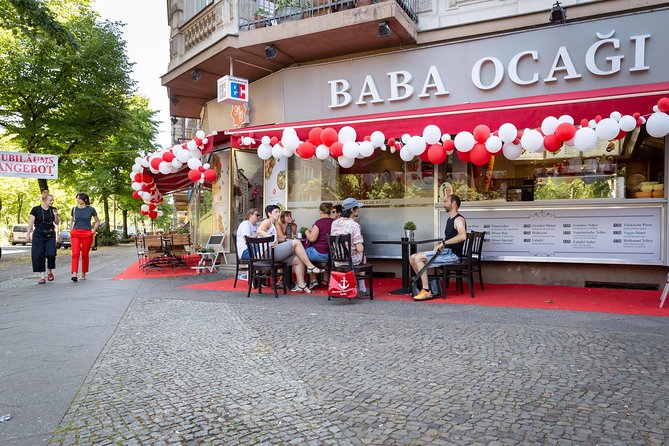 Kreuzberg kulinarisch – Die Food Tour - Tastings plus snacks: how the food stops work