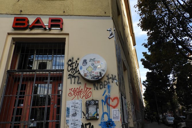 Kreuzberg Tour – Kriminell und kuschelig - Between stops: parks, main roads, and backstreets you can navigate later