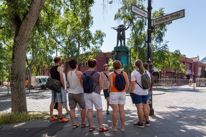 Kreuzberg Tour – Kriminell und kuschelig - Price and logistics: when $27.27 is a smart buy