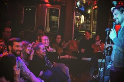 Laughing Spree - English Comedy Show on a Boat - Before the show: use the East Side Gallery walk as your warm-up