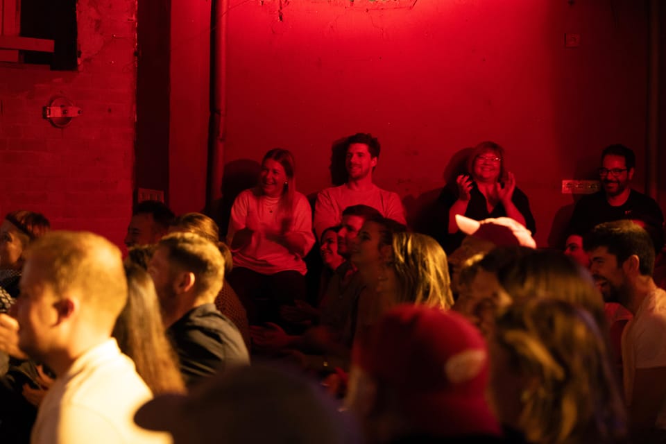 Love in Berlin Comedy Show - Finding the meeting point: Heckmann-Höfe in practice