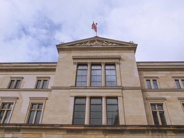 Neues Museum Tickets in Berlin - Skip the line at Neues Museum: what that really buys you