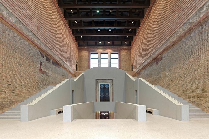 Neues Museum Tickets in Berlin - Your 2-hour route: how to make the time feel effortless
