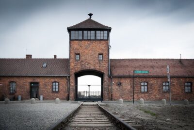 Private 3-Day Tour from Berlin to Krakow Auschwitz Poland - Day 2: Guided Auschwitz-Birkenau plus Wieliczka Salt Mine