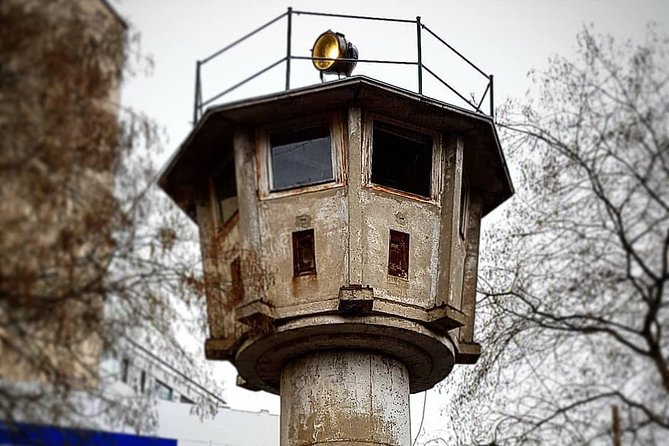 PRIVATE BEHIND THE BERLIN WALL and COLD WAR BERLIN TOUR - Why this Cold War route works in one day