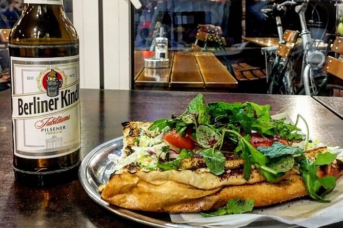 Private Berlin Bites & Historical Highlights - 2,5hrs - Mustafa’s Can Gemüse Kebap: the doner stop that anchors the food story