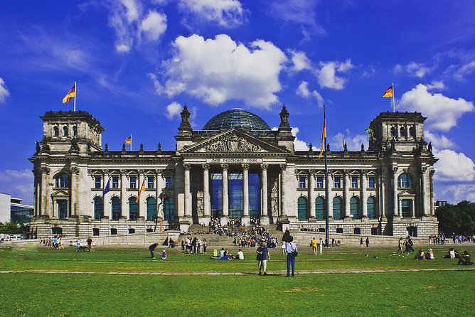 Private Berlin WWII and Cold War History Tour with Local Expert Guide - Big WWII Landmarks Without Losing the Thread