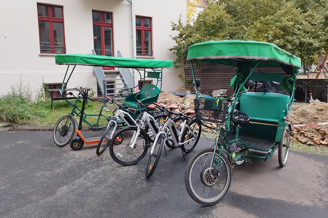 Private Guide Up to Group 6 - ONE Rickshaw, (E)Bikes, E-Scooters - How the private ride works in Berlin Mitte (and why it feels different)