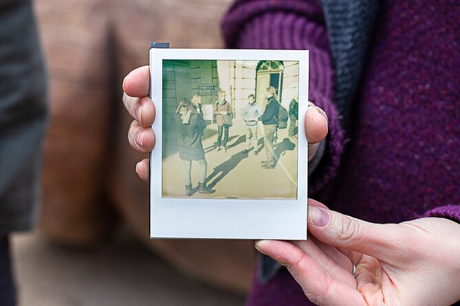 Private Photo Tour in Kreuzberg - Stop 5: Mariannenplatz and the Kunsthaus question