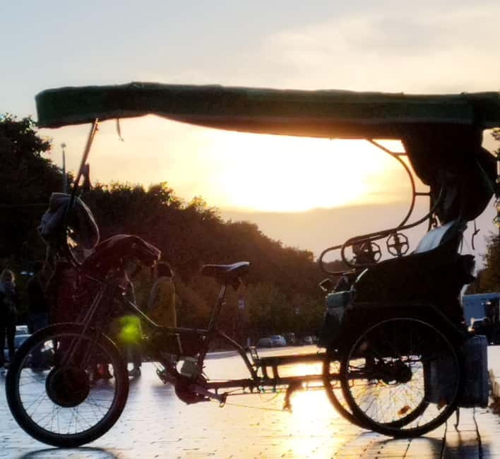 Private Rickshaw Taylor Made By Night Tour - Stop-by-stop: what the ride feels like from pickup to return