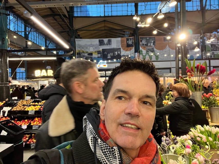 Private Taxi Tour through Berlin Extended & Relaxed ca 6-8h - Lunch Breaks and Local Bites: How the Day Stays Human