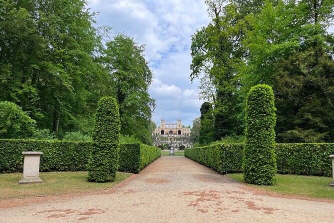 Private taxi tour to Potsdam and Sanssouci 6-8h - Chinese Tea House and the pleasure-garden mindset