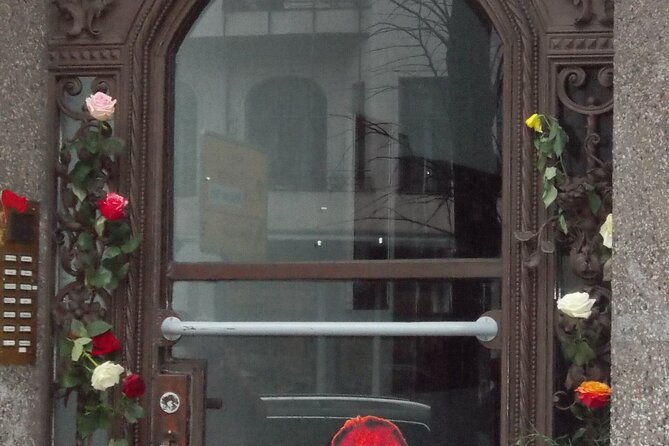 Private Tour of David Bowie's West-Berlin - Neues Ufer: Bowie’s nightcap stop, and the option to have a drink