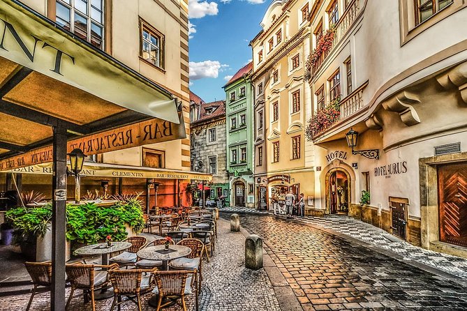 Private Transfer from Berlin to Prague, Hotel-to-hotel, English-speaking driver - Price and value: when $272.09 per person feels fair