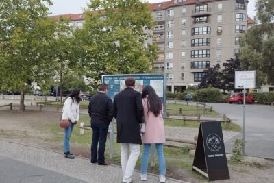 Private Walk with Berlin Tour Guides (Din EN 15565)-Taylor Made - Transport Options: Walk Less, See More