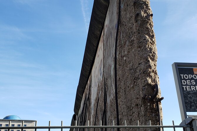 Private Walking Tour: Berlin Wall, Cold War and Checkpoint Charlie - Transit, meeting points, and how to not waste your first minutes