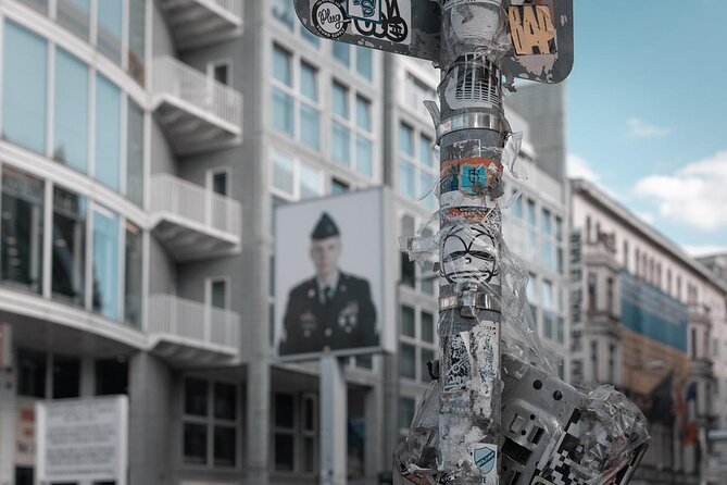 Private Walking Tour: Berlin Wall, Cold War and Checkpoint Charlie - Palace of Tears and the ghost-train ride to say goodbye
