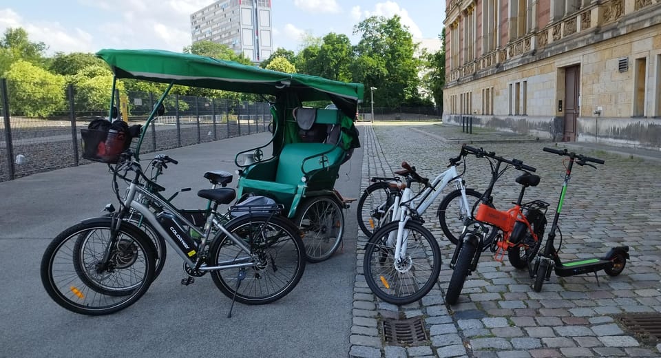 Promotion Berlin Rickshaw Shared Guide (Combo Vehicle Group) - What’s included (and what that changes for your day)