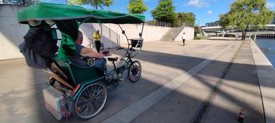 Promotion Berlin Rickshaw Shared Guide (Combo Vehicle Group) - Who this tour suits best (and who should skip it)