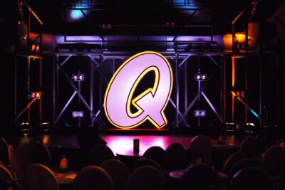 Quatsch Comedy Club Berlin: Die Late Night Show - The 70 minutes of comedy: host energy and the weekly lineup