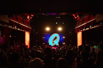 Quatsch Comedy Club Berlin: Quatsch Comedy Hot Shot - Entering the club: vouchers, ID, and your seat plan