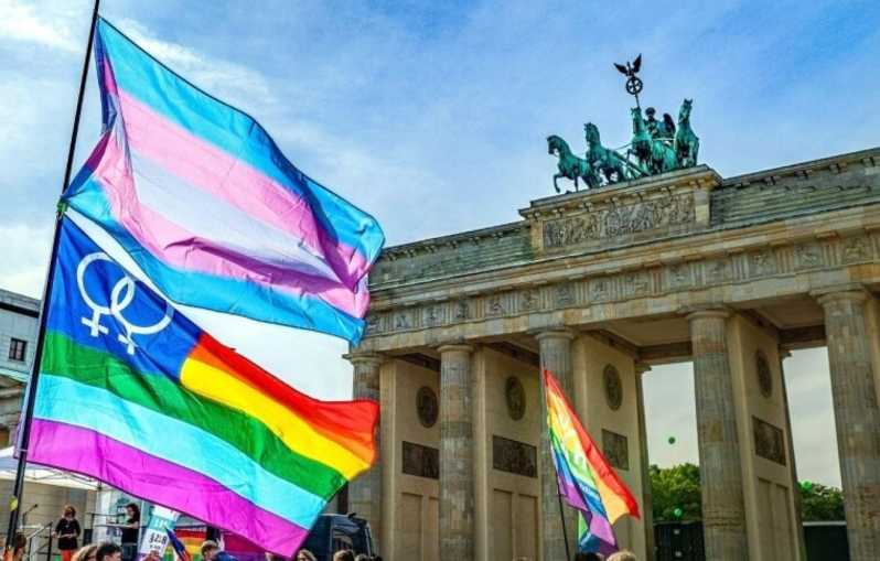 Queer Berlin Tour: Birthplace of LGBTQ+ Movements - Alexanderplatz and the Cold War ending: life behind the Iron Curtain