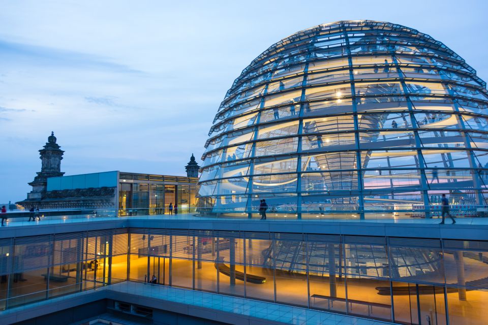Rooftop Aperitif at Reichstag Käfer Restaurant - The dome walk after dinner: audio at your pace