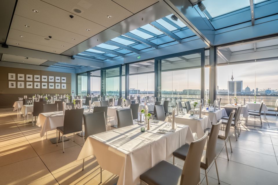Rooftop Aperitif at Reichstag Käfer Restaurant - Food and drink value: what’s included and what you might pay extra for