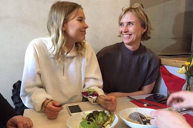 Small-Group Berlin Sightseeing and Food Tour of Prenzlauer Berg and Mitte - Bakery and butcher tastings: when Prenzlauer Berg smells like breakfast