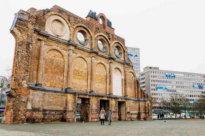 The Beauty of Berlin by Bike: Private Tour - The snack break: a small stop that makes the whole ride feel local
