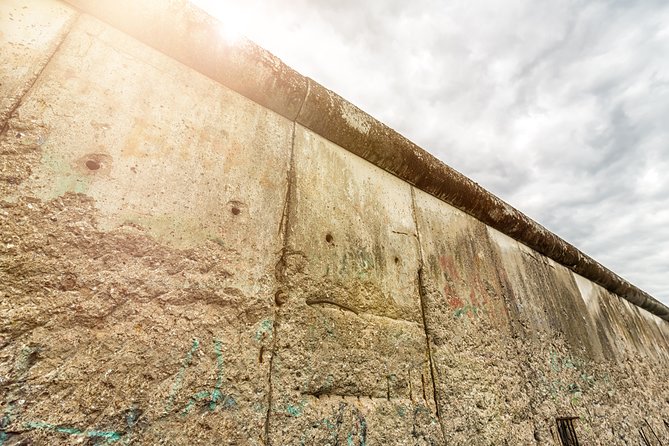 The Berlin Wall / Cold War Berlin (Private 3 Hours Walking Tour) - Starting at Brandenburg Gate: The Wall’s Symbol in Plain View