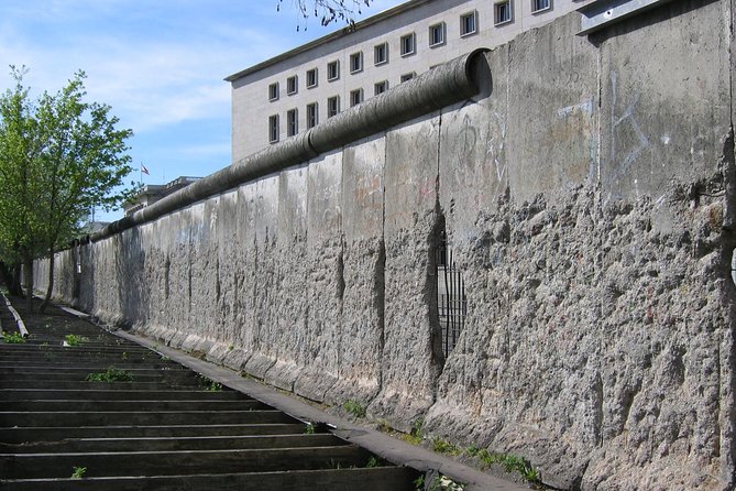 Tours & Sightseeing in English of Berlin, Potsdam and Sachsenhausen - Sachsenhausen: a serious site with an easy pace